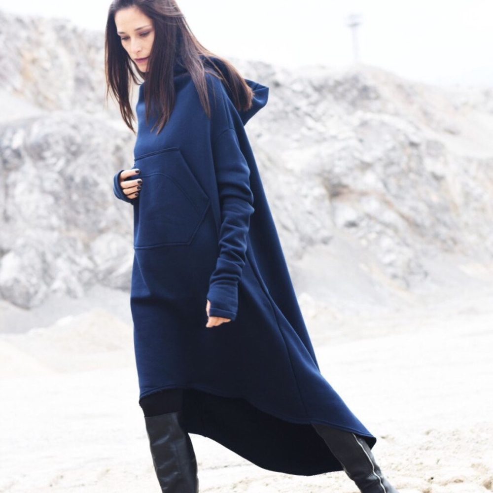 Aakasha Asymmetrical Hoodie Tunic with front pocket in Navy